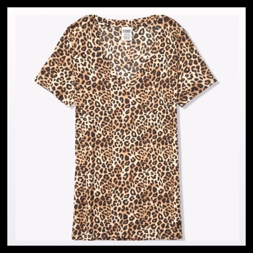 PINK Victoria's Secret Perfect V-Neck Leggings Tee